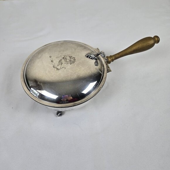 Vintage Sheffield EPC Silverplate Silent Butler Hinged Lid Footed Engraved Horse - Picture 2 of 15